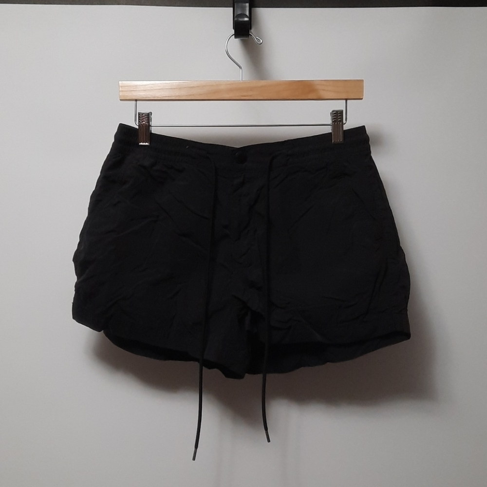 American Eagle Nylon Black shorts with Pockets